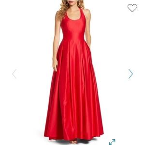 Morgan & Co. Classic Ballgown w/Pockets